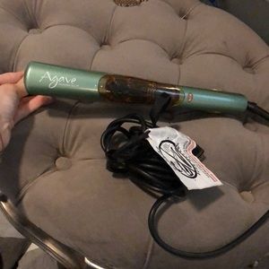 Agave heating oil flat iron